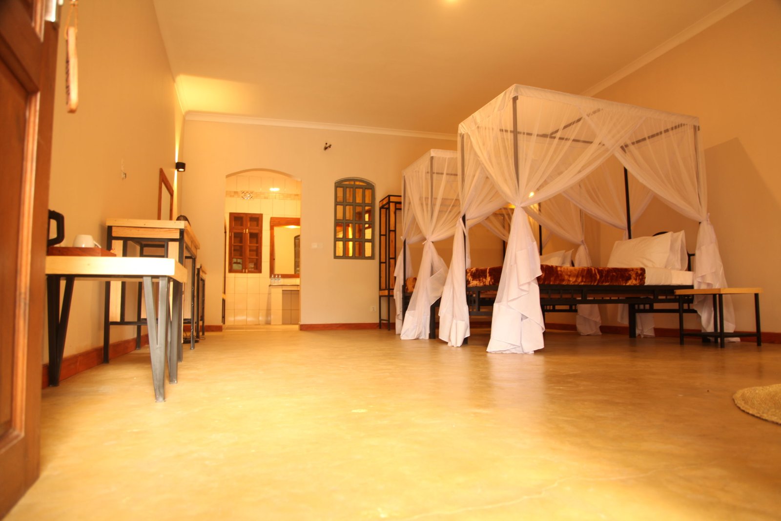 Pazuri-Inn